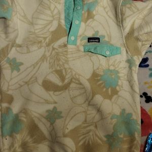 Patagonia polar fleece pullover